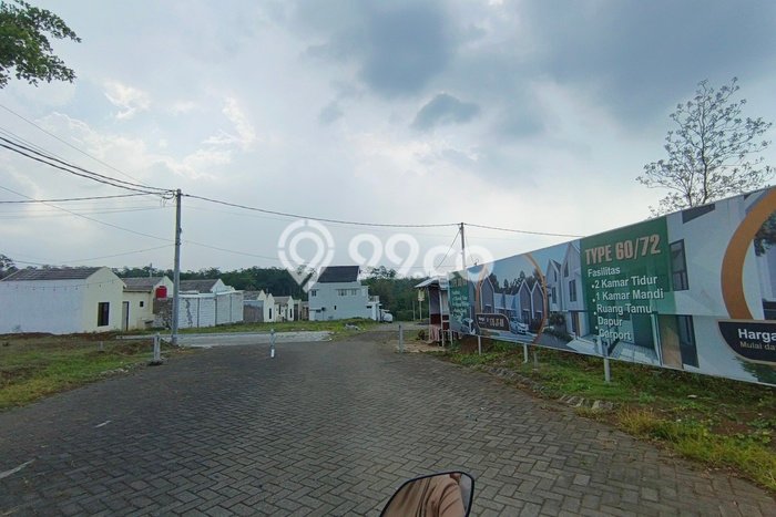 Rumah kawasan Pakis, Malang, LT 72m2m² LB 36m2m² Rumah kawasan Pakis, Malang, LT 72m2m² LB 36m2m²