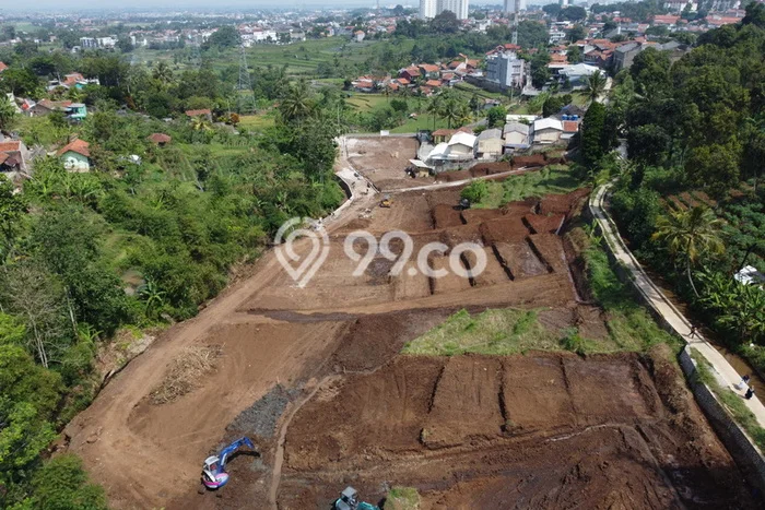 Tanah Kawasan Jatinangor, Luas 101m², Akses Pusat Kota, Prospek Bagus Tanah Kawasan Jatinangor, Luas 101m², Akses Pusat Kota, Prospek Bagus