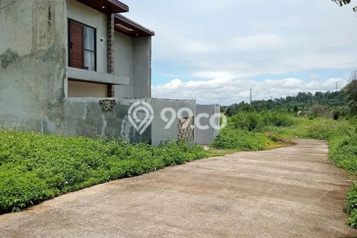 Lahan Strategis di Cimahi Utara Dijual dengan Luas 105m2 Lahan Strategis di Cimahi Utara Dijual dengan Luas 105m2