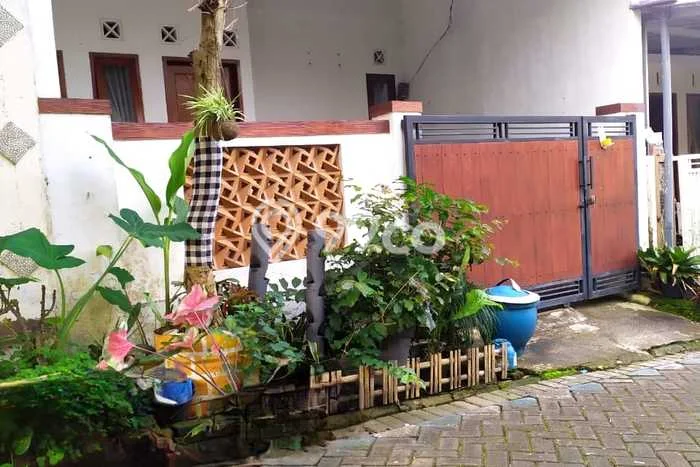 Rumah Nyaman 2 KT LB 50m2 Kondisi Bagus di Lesanpuro Rumah Nyaman 2 KT LB 50m2 Kondisi Bagus di Lesanpuro