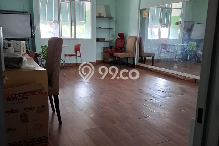 Ruko Dijual di Prime Area Jakarta Selatan Luas 220m2 Ruko Dijual di Prime Area Jakarta Selatan Luas 220m2