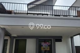 Rumah sewa siap pakai 4 KT di Gading Serpong Serenade Lake, Tangerang Rumah sewa siap pakai 4 KT di Gading Serpong Serenade Lake, Tangerang