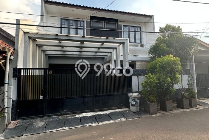 Rumah Mewah LB 300m2 Siap Huni Desain Elegan di Gandaria, Jakarta Selatan Rumah Mewah LB 300m2 Siap Huni Desain Elegan di Gandaria, Jakarta Selatan