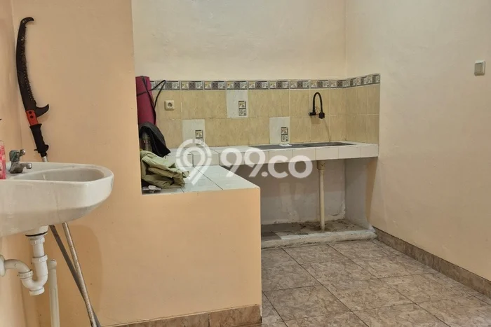 Disewakan! Rumah 5 Kamar Tidur &
3 Kamar Mandi di Gading Serpong, Tangerang Disewakan! Rumah 5 Kamar Tidur &
3 Kamar Mandi di Gading Serpong, Tangerang