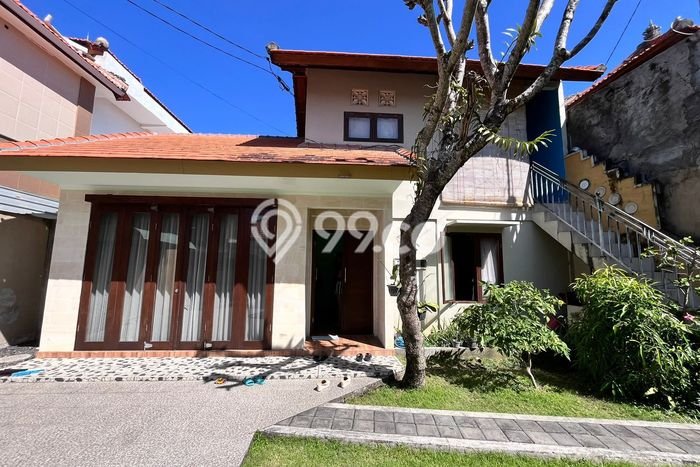 Vila di Denpasar Selatan, Area 183m², Akses Mudah Fasilitas Umum Vila di Denpasar Selatan, Area 183m², Akses Mudah Fasilitas Umum