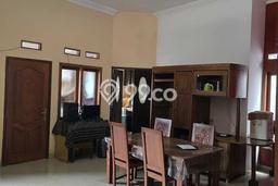 Rumah Luas Asri 3 KT Siap Pakai di Kota Wisata Bogor Rumah Luas Asri 3 KT Siap Pakai di Kota Wisata Bogor