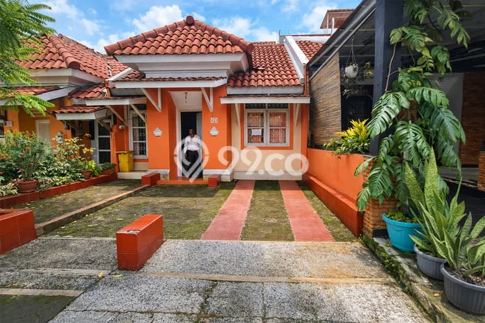 Rumah Luas Asri 2 KT Siap Huni di Sentul City Bogor Rumah Luas Asri 2 KT Siap Huni di Sentul City Bogor