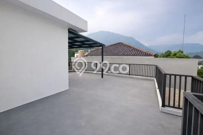 Rumah Modern 3 KT LT 200m2 di Sentul City Rumah Modern 3 KT LT 200m2 di Sentul City