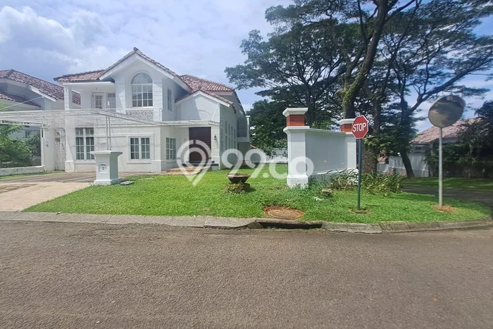Rumah Elit LB 300m2 Siap Pakai Desain Elegan di Sentul City, Bogor Rumah Elit LB 300m2 Siap Pakai Desain Elegan di Sentul City, Bogor