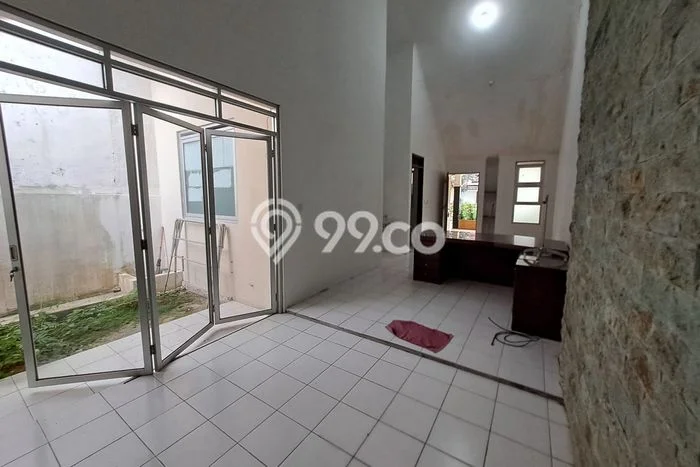 Rumah Luas Asri 2 KT Siap Huni di Sentul City Bogor Rumah Luas Asri 2 KT Siap Huni di Sentul City Bogor