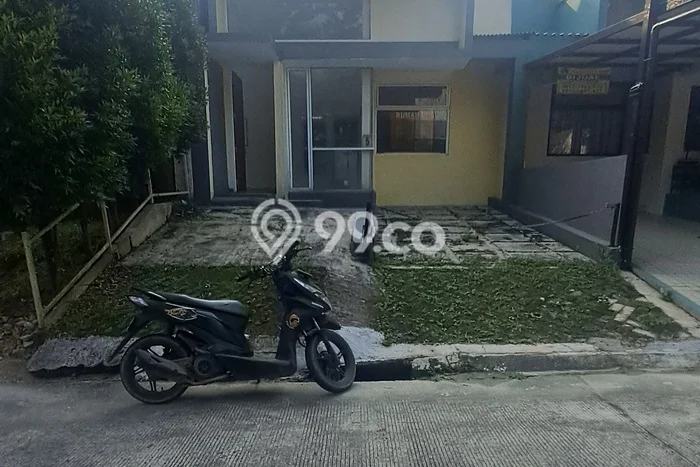 Rumah Minimalis 2 KT LT 120m2 di Sentul City Rumah Minimalis 2 KT LT 120m2 di Sentul City