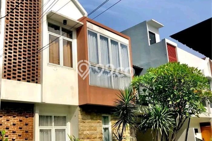 Rumah Minimalis Terbaik Dijual di Pasar Rebo LT 76m2 Rumah Minimalis Terbaik Dijual di Pasar Rebo LT 76m2