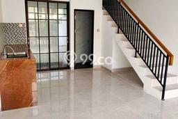 Rumah Luas Asri 3 KT Siap Pakai di Pondok Kelapa Jakarta Timur Rumah Luas Asri 3 KT Siap Pakai di Pondok Kelapa Jakarta Timur