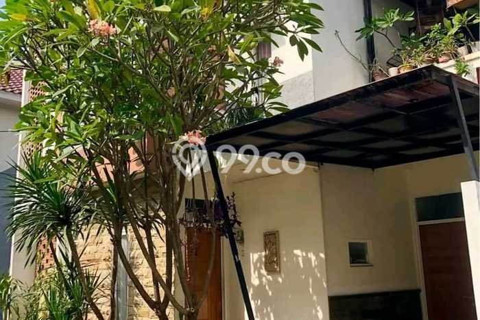 Rumah Minimalis Terbaik Dijual di Pasar Rebo LT 76m2 Rumah Minimalis Terbaik Dijual di Pasar Rebo LT 76m2