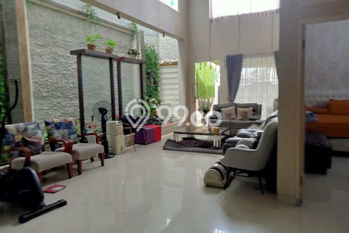 Rumah Luxury Modern Siap Huni di Pondok Kelapa Jakarta Timur Rumah Luxury Modern Siap Huni di Pondok Kelapa Jakarta Timur