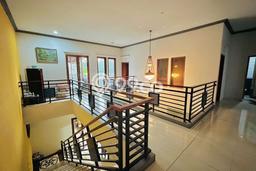Jual Rumah Eksklusif 5 KT di Jatibening, Bekasi Jual Rumah Eksklusif 5 KT di Jatibening, Bekasi