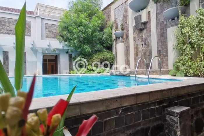 Best Deal Hunian Premium Ideal dan Luas di Menteng, Jakarta Pusat Best Deal Hunian Premium Ideal dan Luas di Menteng, Jakarta Pusat