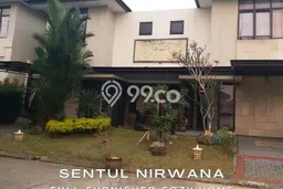 Dijual Rumah Luas Elegan Dengan View Eksklusif di Karang Tengah, Bogor Dijual Rumah Luas Elegan Dengan View Eksklusif di Karang Tengah, Bogor