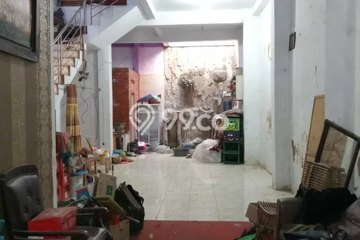Ruko Disewakan Lokasi Sumber Cirebon Harga Spesial! Ruko Disewakan Lokasi Sumber Cirebon Harga Spesial!