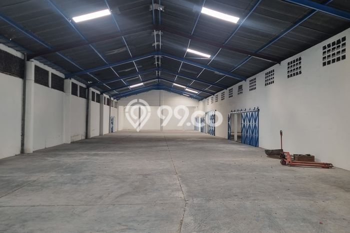 Gudang Dijual di Karanganyar LT 3370m2, LB 2000m2 Solusi Investasi Cerdas Gudang Dijual di Karanganyar LT 3370m2, LB 2000m2 Solusi Investasi Cerdas