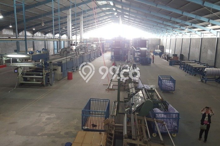 Gudang Komersial Dijual di Karanganyar Solo LT 20000m2 & LB 10000m2 Gudang Komersial Dijual di Karanganyar Solo LT 20000m2 & LB 10000m2