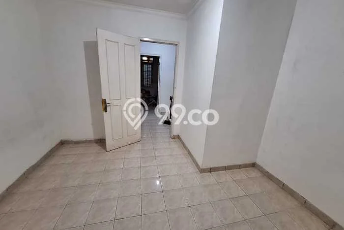 Dijual Hunian Rumah Terawat 2 Kamar di Taman Palem, Jakarta Barat Dijual Hunian Rumah Terawat 2 Kamar di Taman Palem, Jakarta Barat
