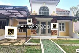 Dijual Hunian Rumah Terawat 4 KT di Cibubur, Jakarta Timur Dijual Hunian Rumah Terawat 4 KT di Cibubur, Jakarta Timur