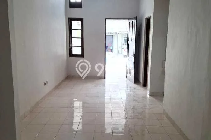 Rumah Modern 2 KT di Kota Wisata Jakarta Timur Unfurnished Rumah Modern 2 KT di Kota Wisata Jakarta Timur Unfurnished