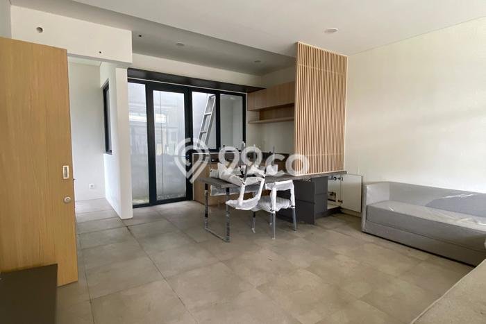 For Sale Rumah 3 Kamar Lokasi Ideal Nyaman dan Strategis di BSD For Sale Rumah 3 Kamar Lokasi Ideal Nyaman dan Strategis di BSD