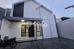 Rumah Strategis Modern Lb 110m2 di BSD, Tangerang Selatan Rumah Strategis Modern Lb 110m2 di BSD, Tangerang Selatan