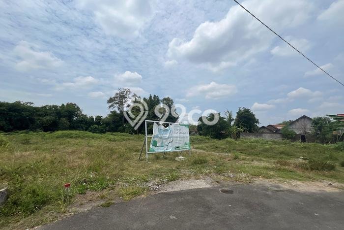 HARGA MENARIK! Tanah di Maguwoharjo, Luas 120m², Kawasan Berkembang HARGA MENARIK! Tanah di Maguwoharjo, Luas 120m², Kawasan Berkembang