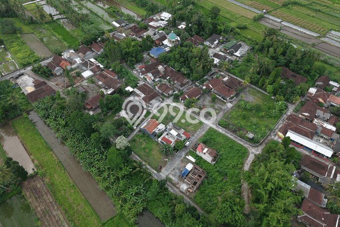 Jarang Ada! Tanah di Ngemplak Punya Luas 133m2 SHM Jarang Ada! Tanah di Ngemplak Punya Luas 133m2 SHM