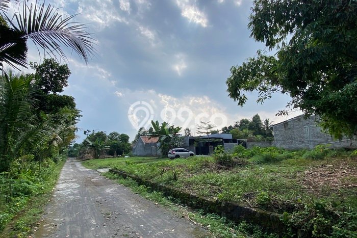 Tanah Kawasan Ngemplak, Luas 133m², Akses Jalan Raya, Area Prospektif Tanah Kawasan Ngemplak, Luas 133m², Akses Jalan Raya, Area Prospektif