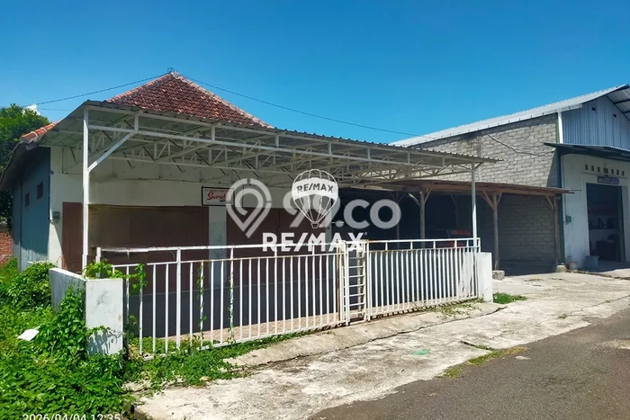 Unit Gudang Dijual di Banyuwangi Banyuwangi 110m2 Unit Gudang Dijual di Banyuwangi Banyuwangi 110m2