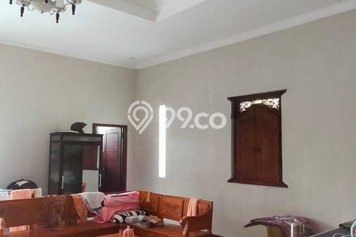 For Sale Rumah 2 Kamar Lokasi Ideal Nyaman dan Strategis di Licin For Sale Rumah 2 Kamar Lokasi Ideal Nyaman dan Strategis di Licin
