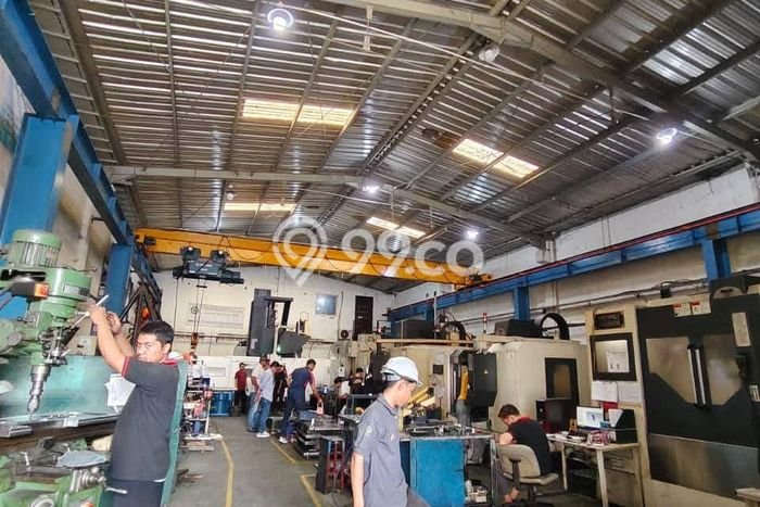 Unit Gudang Dijual di Bekasi LT 1183m2 & LB 1100m2 Unit Gudang Dijual di Bekasi LT 1183m2 & LB 1100m2