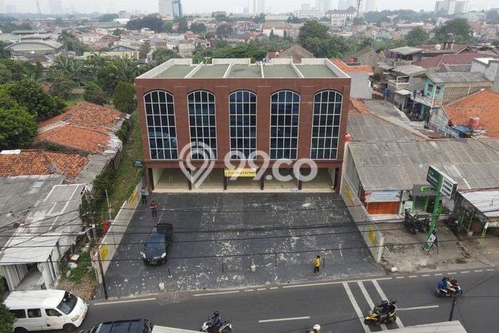 Disewakan Ruko di Kawasan Ramai Bintaro Luas 227m2 Disewakan Ruko di Kawasan Ramai Bintaro Luas 227m2