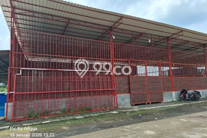 Unit Gudang disewakan di Cikarang Selatan Bekasi dengan LT 600m2 / LB 300m2 Unit Gudang disewakan di Cikarang Selatan Bekasi dengan LT 600m2 / LB 300m2