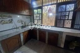 Hunian Elit LB 377m2 Siap Pakai Desain Elegan di Condet, Jakarta Timur Hunian Elit LB 377m2 Siap Pakai Desain Elegan di Condet, Jakarta Timur