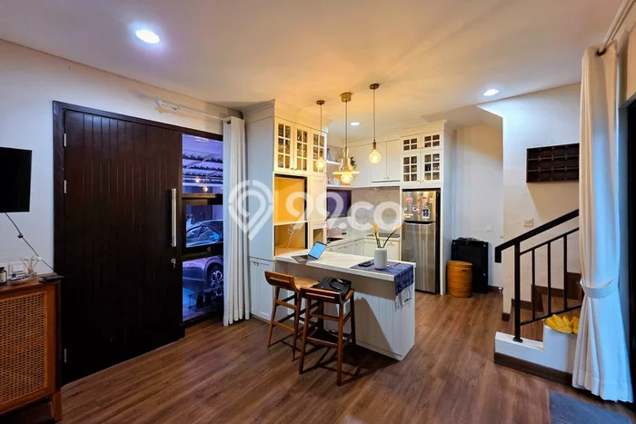 Hunian Cantik Modern Lb 82m2 di BSD, Tangerang Selatan Hunian Cantik Modern Lb 82m2 di BSD, Tangerang Selatan