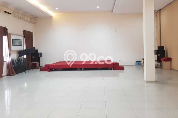 KAWASAN KOMERSIAL! Komersial For Rent Kawasan BSD City, Luas 100m², Lokasi Premium KAWASAN KOMERSIAL! Komersial For Rent Kawasan BSD City, Luas 100m², Lokasi Premium