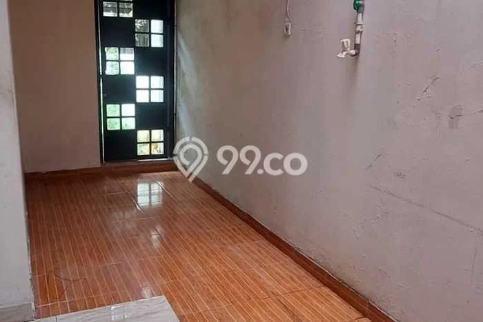 Lokasi strategis! Rumah siap pakai disewakan di Tarumajaya LB 100m2 Lokasi strategis! Rumah siap pakai disewakan di Tarumajaya LB 100m2