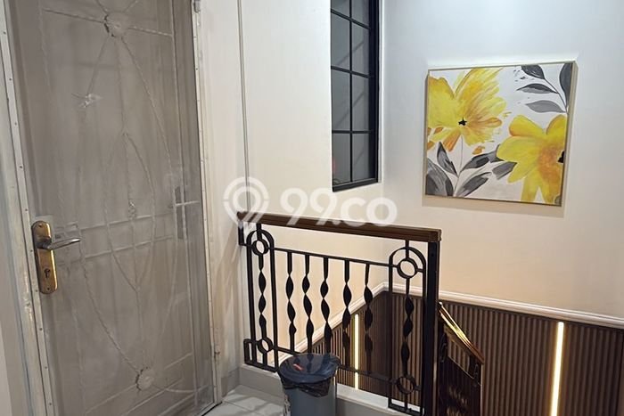 For Sale Rumah 3 Kamar Lokasi Ideal Bagus dan Strategis di Kelapa Gading For Sale Rumah 3 Kamar Lokasi Ideal Bagus dan Strategis di Kelapa Gading