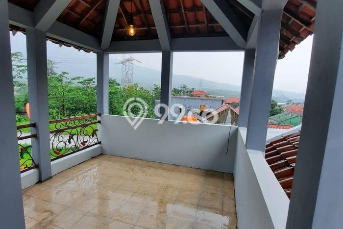 Dijual Rumah 4 Kamar Lokasi Strategis Nyaman dan Strategis di Ungaran Barat Dijual Rumah 4 Kamar Lokasi Strategis Nyaman dan Strategis di Ungaran Barat