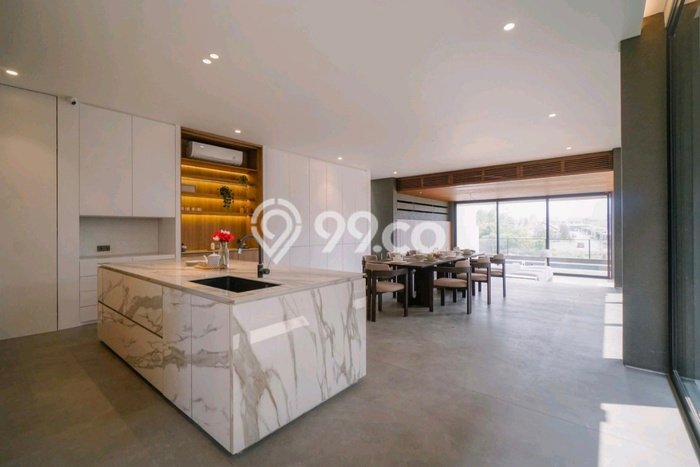 Rumah Mewah LB 550m2 Siap Pakai Desain Elegan di Bandung Barat, Bandung Rumah Mewah LB 550m2 Siap Pakai Desain Elegan di Bandung Barat, Bandung