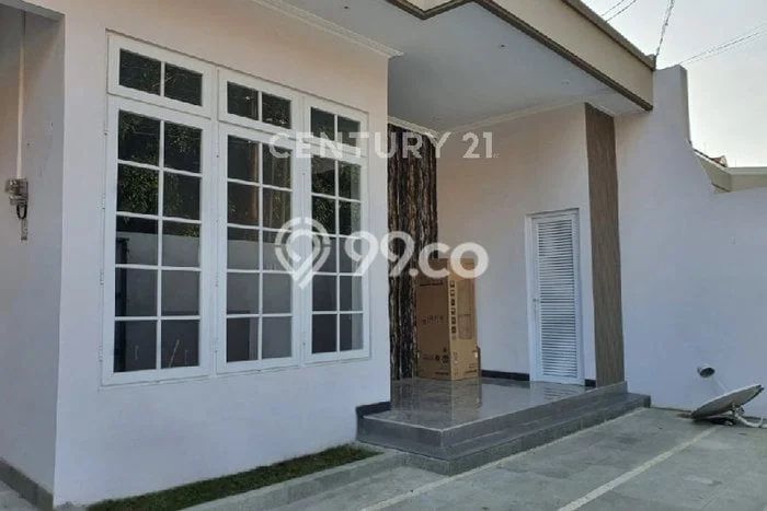 Siap Huni Rumah Mewah 3 Kamar di Semarang Tengah Dekat ke Mana Pun Siap Huni Rumah Mewah 3 Kamar di Semarang Tengah Dekat ke Mana Pun