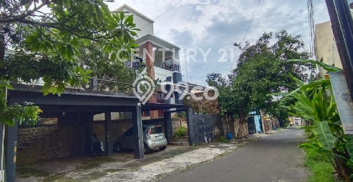 Siap Huni Rumah Mewah 4 Kamar di Semarang Timur Dekat ke Mana Saja Siap Huni Rumah Mewah 4 Kamar di Semarang Timur Dekat ke Mana Saja