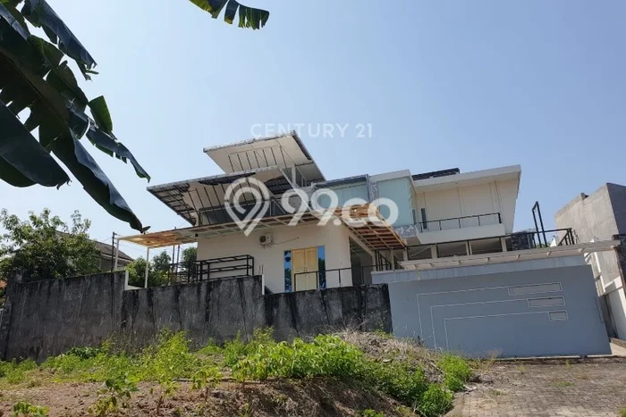 Siap Huni Rumah Mewah 4 Kamar di Pedurungan Dekat ke Mana Pun Siap Huni Rumah Mewah 4 Kamar di Pedurungan Dekat ke Mana Pun