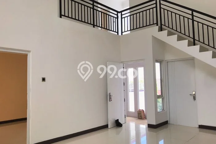 Rumah Strategis Minimalis Lb 200m2 di Semarang Barat, Semarang Rumah Strategis Minimalis Lb 200m2 di Semarang Barat, Semarang