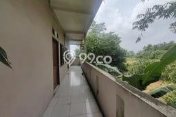 Dijual Segera Kost 9 Kamar, 8 Kamar Mandi di Cisauk, Tangerang, Luas 350m2 Dijual Segera Kost 9 Kamar, 8 Kamar Mandi di Cisauk, Tangerang, Luas 350m2